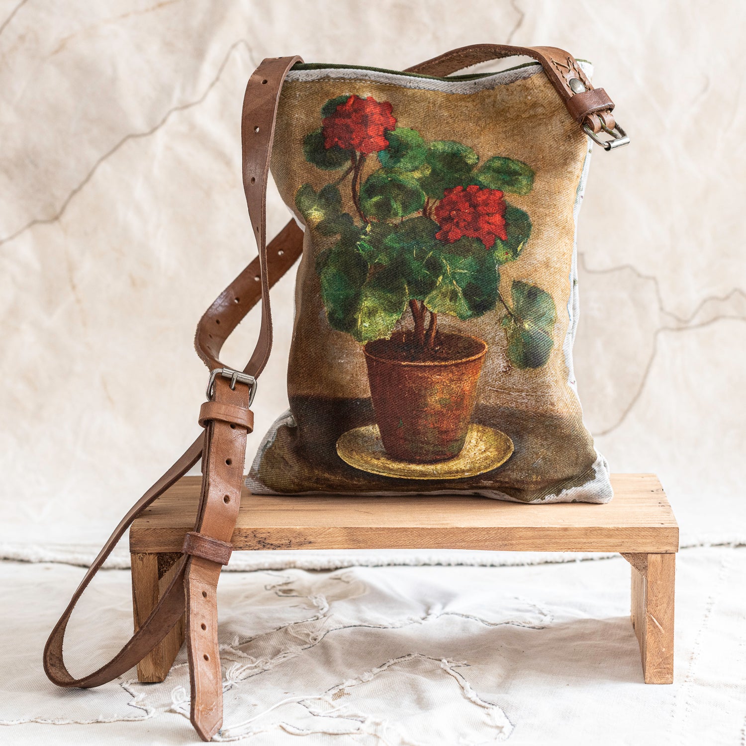 Swarm Cross Body Bag - Geranium