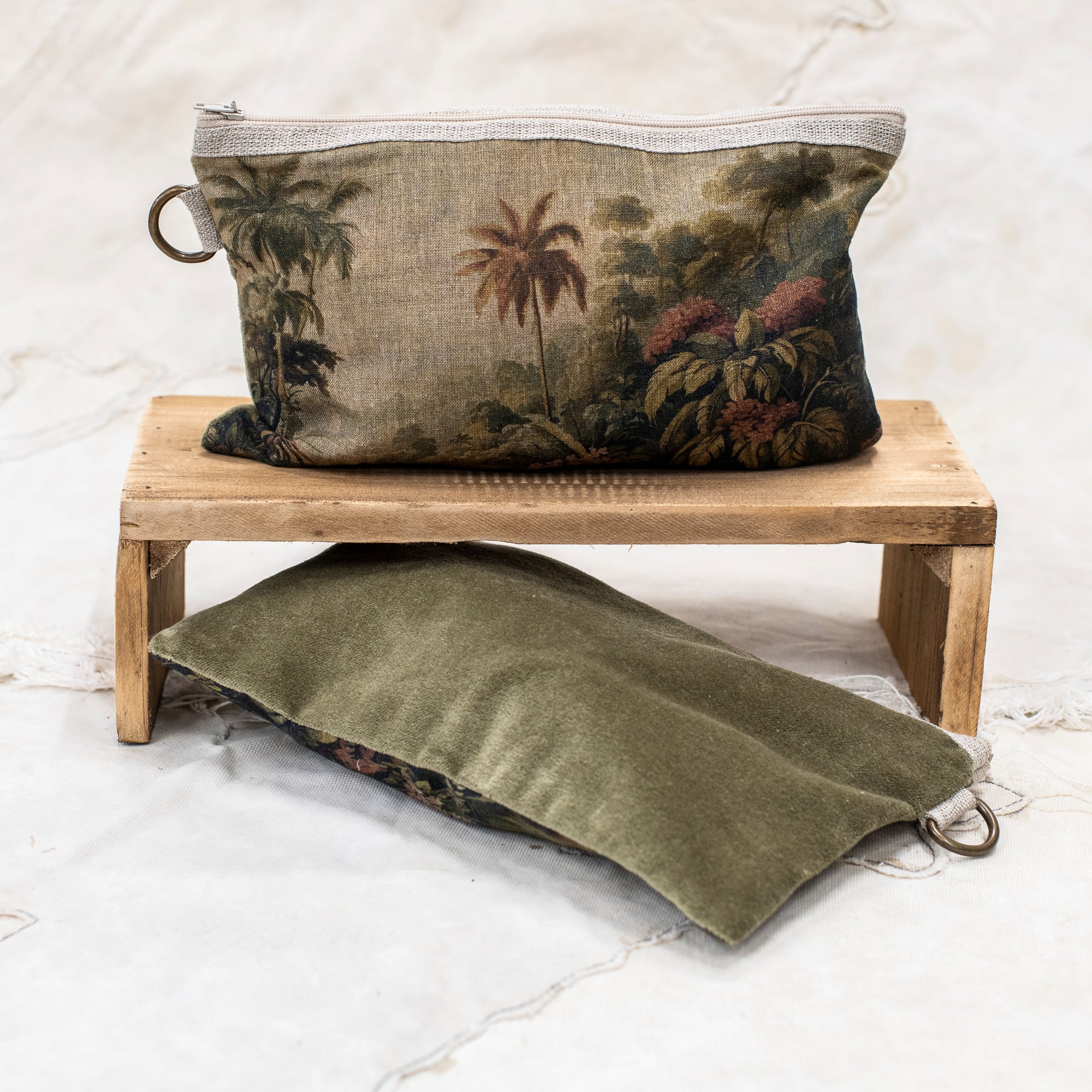 Namrana Clutch
