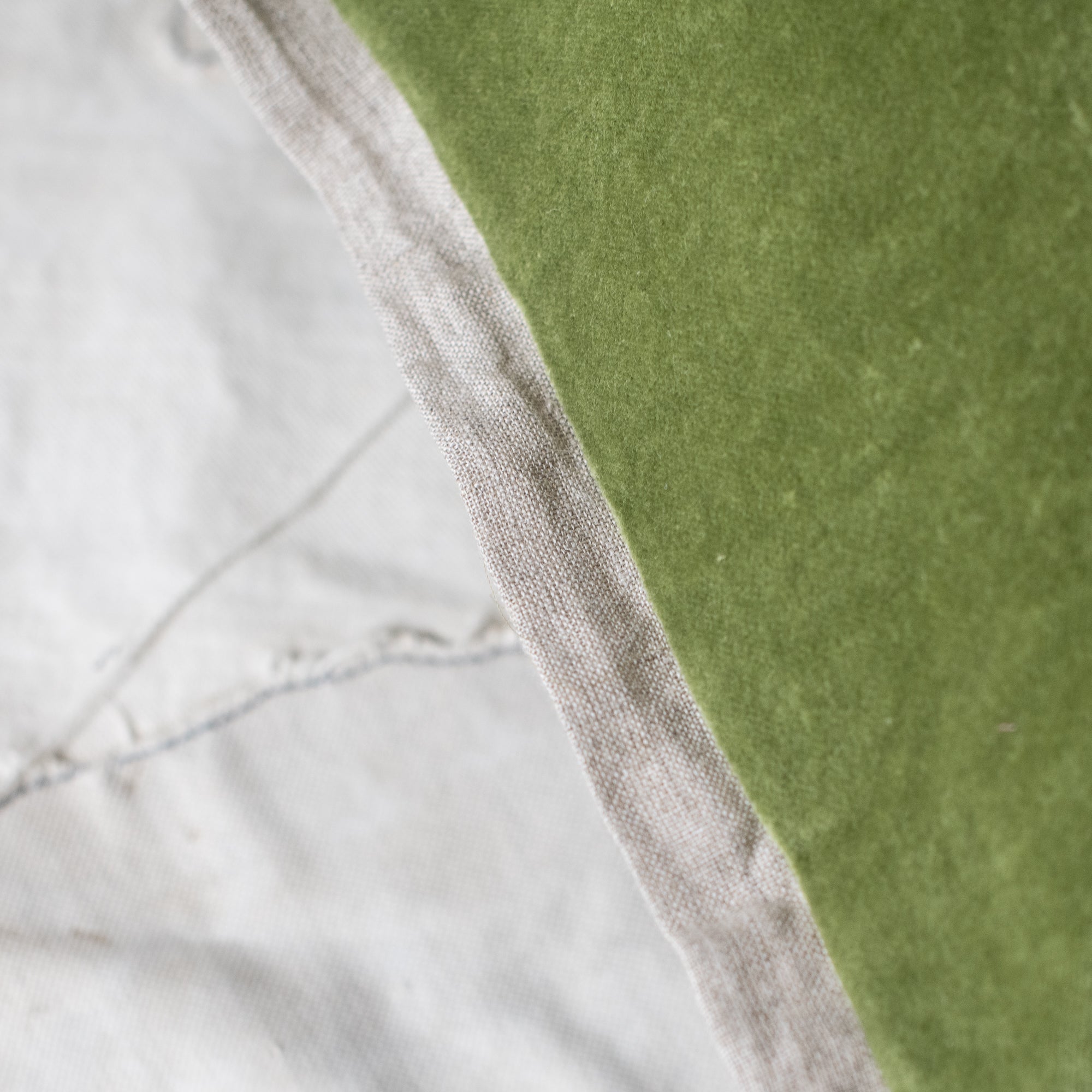 En fil d' Indienne France - French Linen Cushions - Cochin