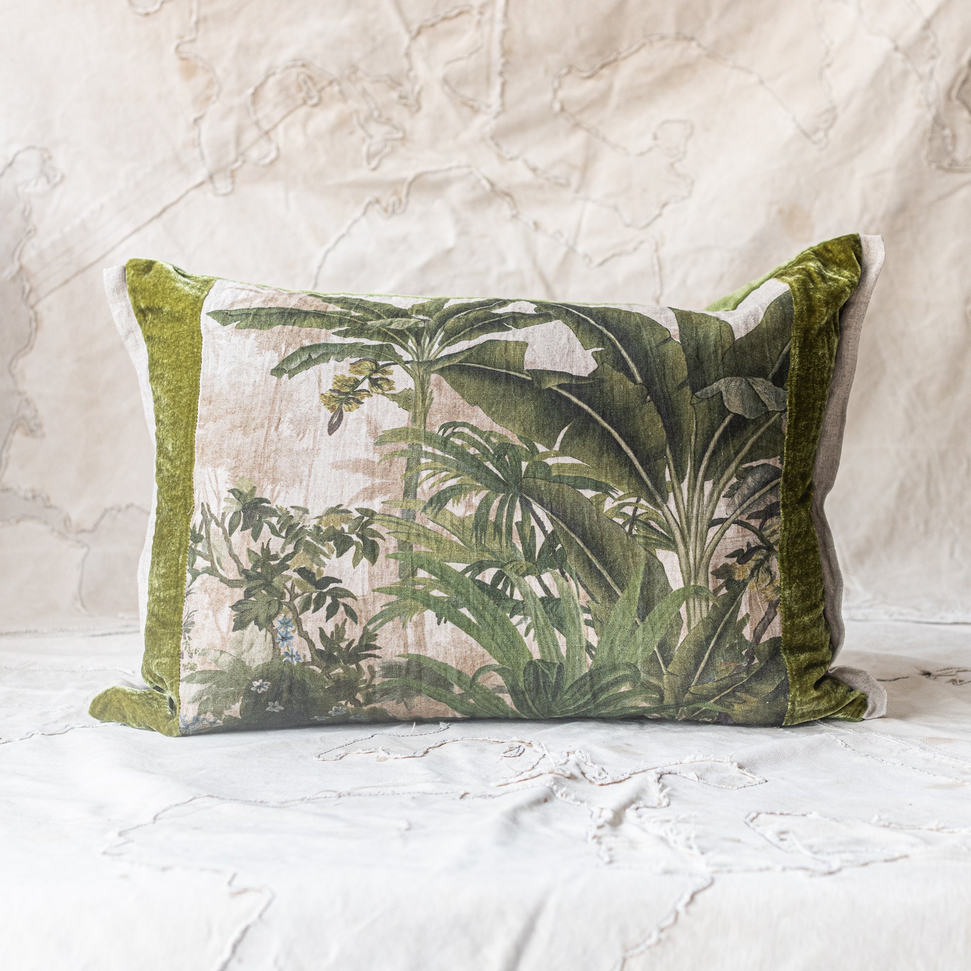 En fil d' Indienne France - French Cochin Linen Printed Cushion 40x55cm