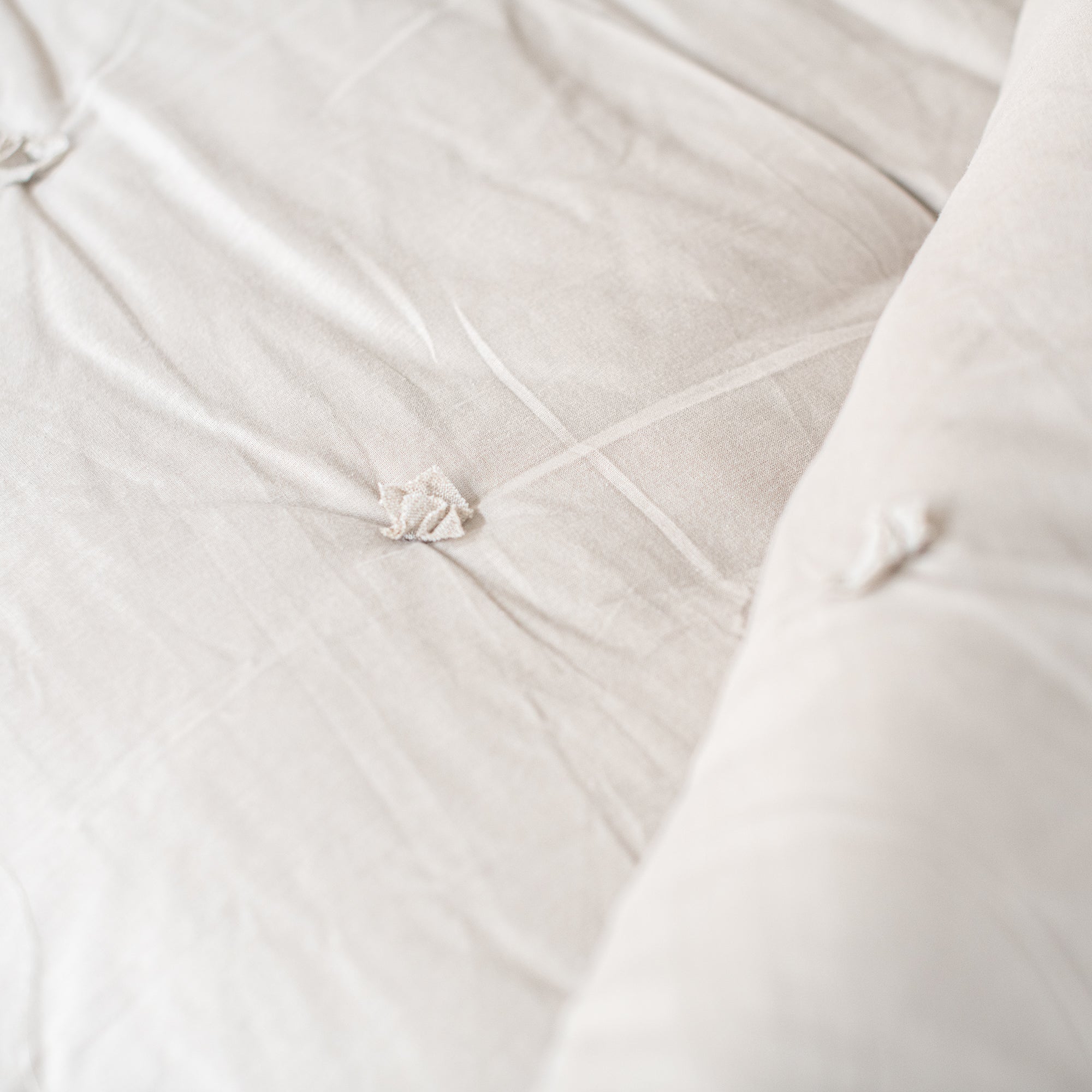 En fil d' Indienne France - French Cochin Linen Bed Runner / Throw 140 x 250 by en fil d' Indienne France
