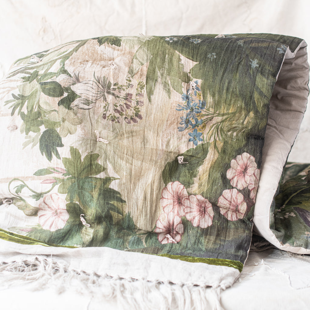 En fil d' Indienne France - French Cochin Linen Bed Runner / Throw 140 x 250 by en fil d' Indienne France