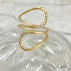 Rameau Torsion Ring - Gold
