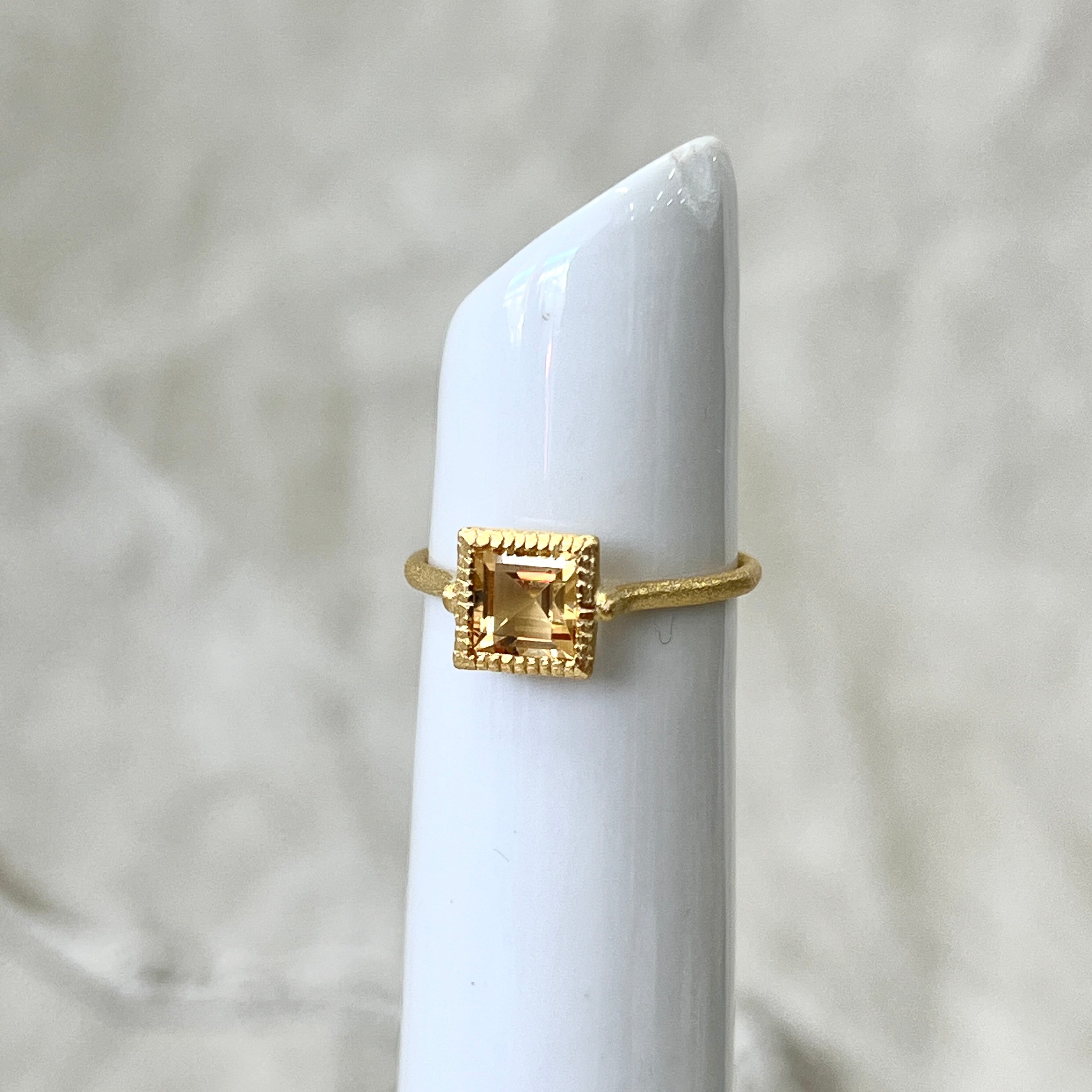 Ecorce Ring