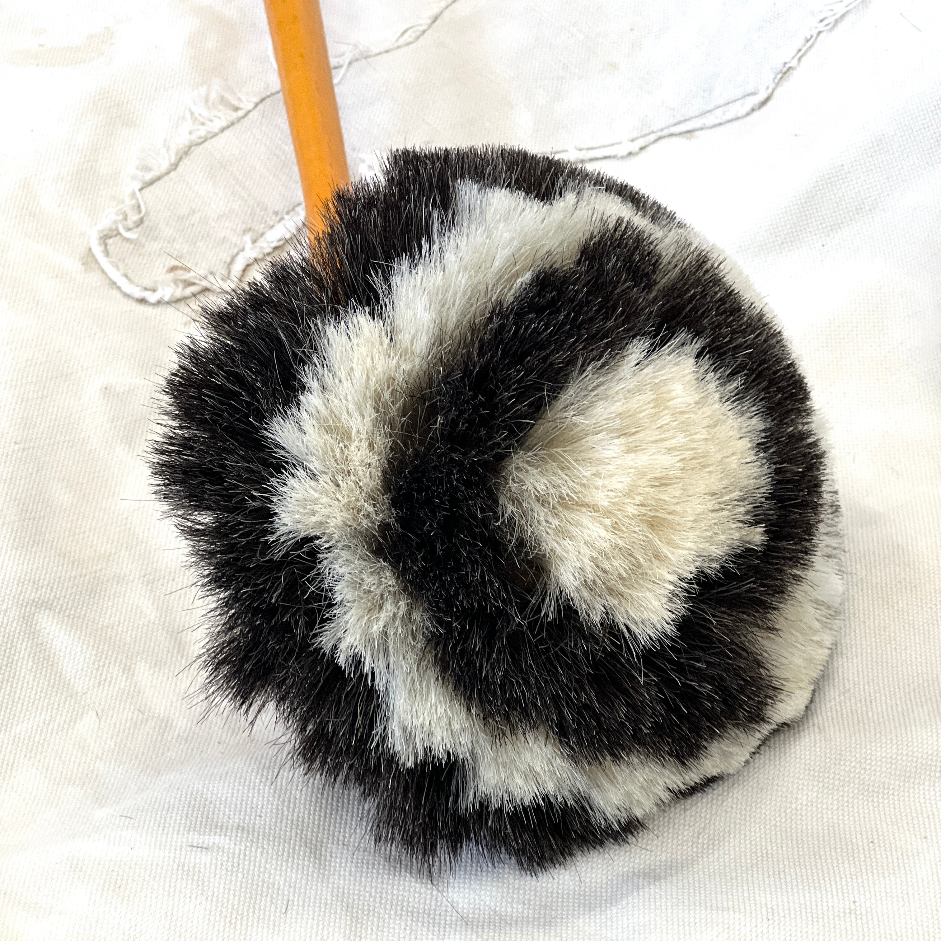 Le Pepé Goat Hair Duster  - Adjustable Head 80cm