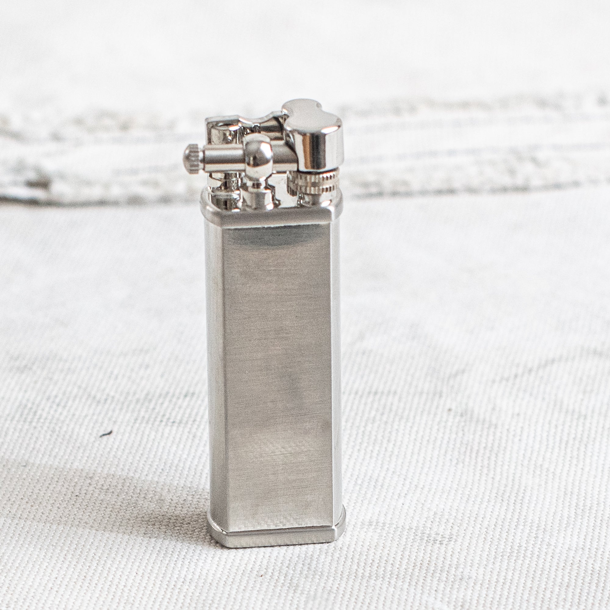 Tsubota Pearl Bolbo and Queue Lighters - Japan