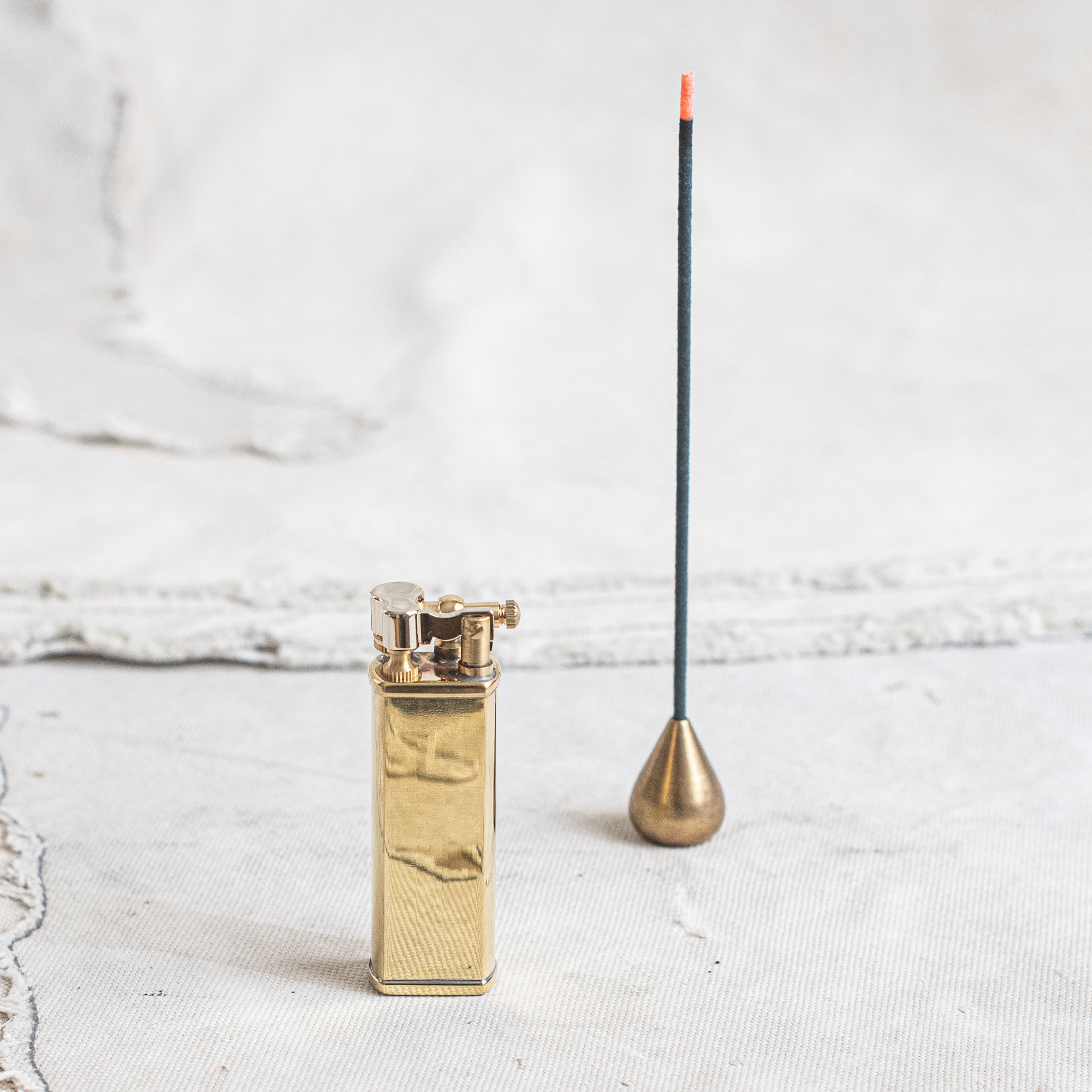 Tsubota Pearl Bolbo and Queue Lighters - Japan
