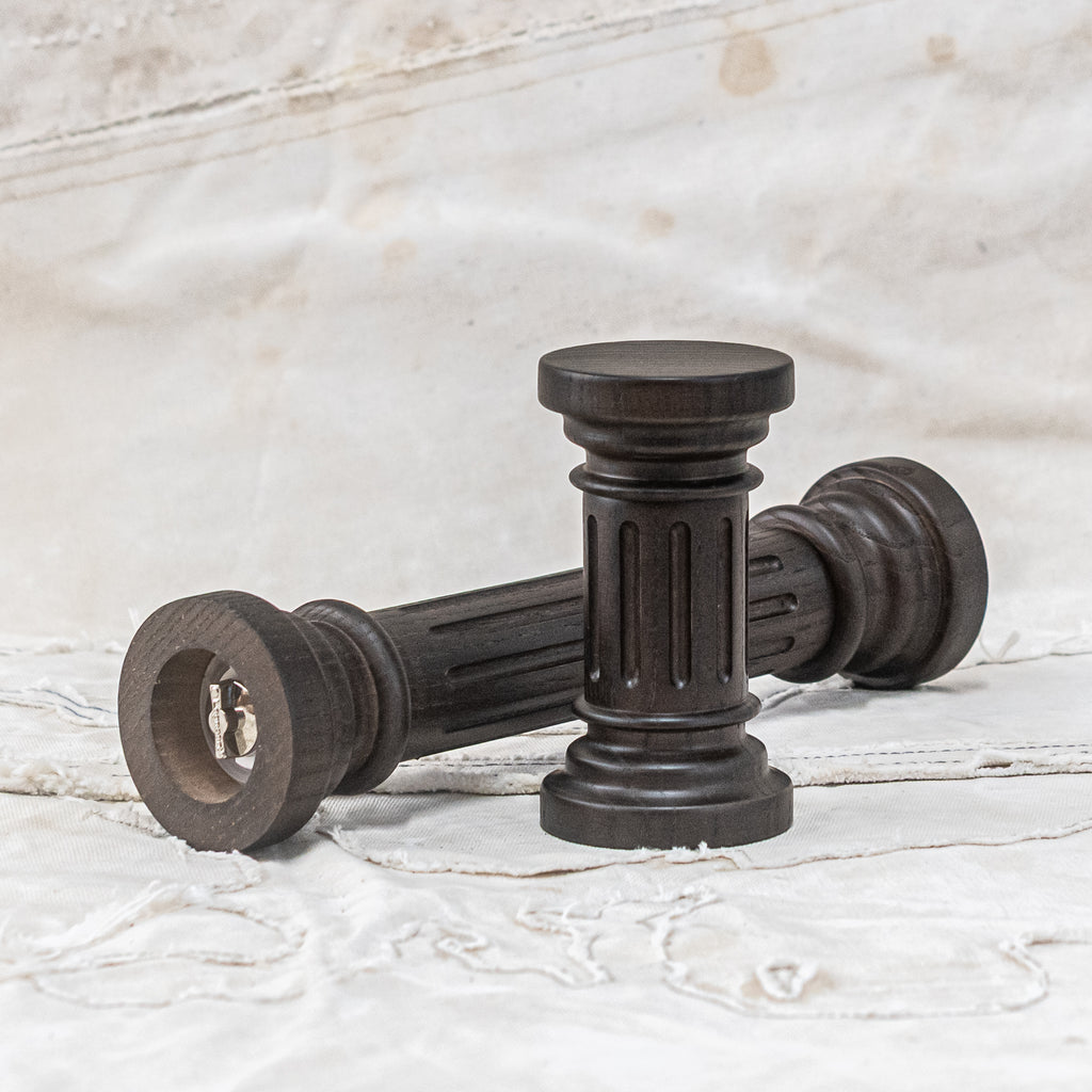 Pepper or Salt Grinder - Ashwood Roma