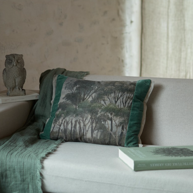 Manosque Cushion 40x55cm LICH