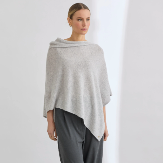Mia Fratino - Cashmere Poncho
