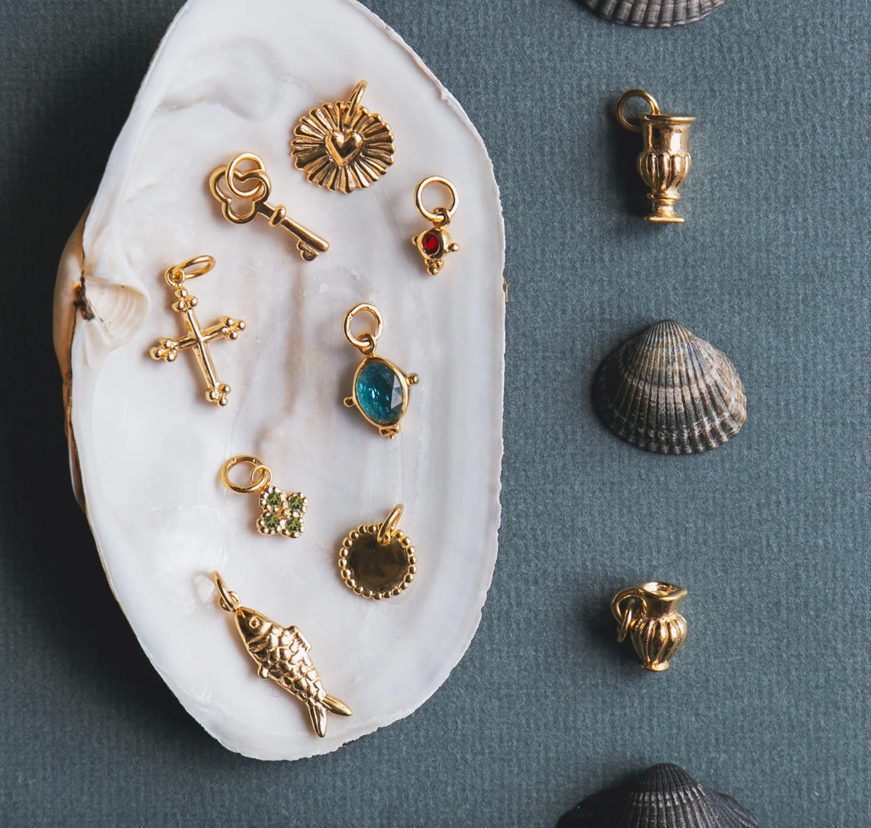 Alix D. Reynis Amulette - Croix (Cross)