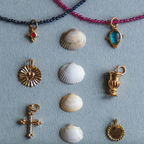 Alix D. Reynis Amulette - Loe