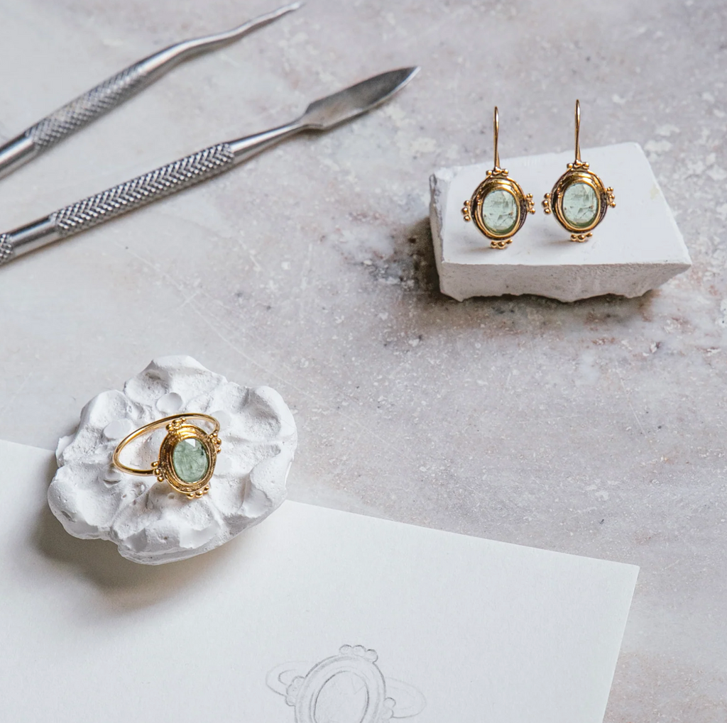 Alix D. Reynis Earrings - Agathe