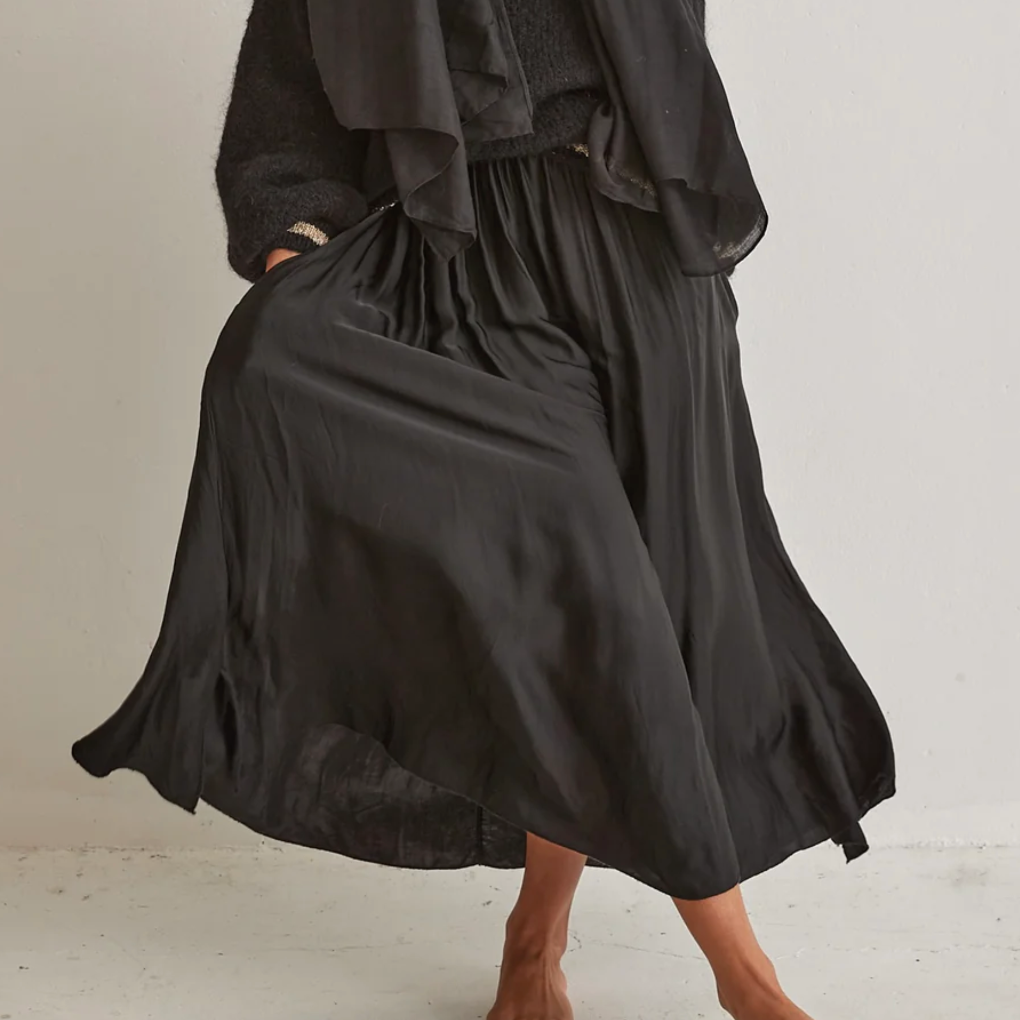 Mamapapa - Scarlett Flowy Mid Skirt