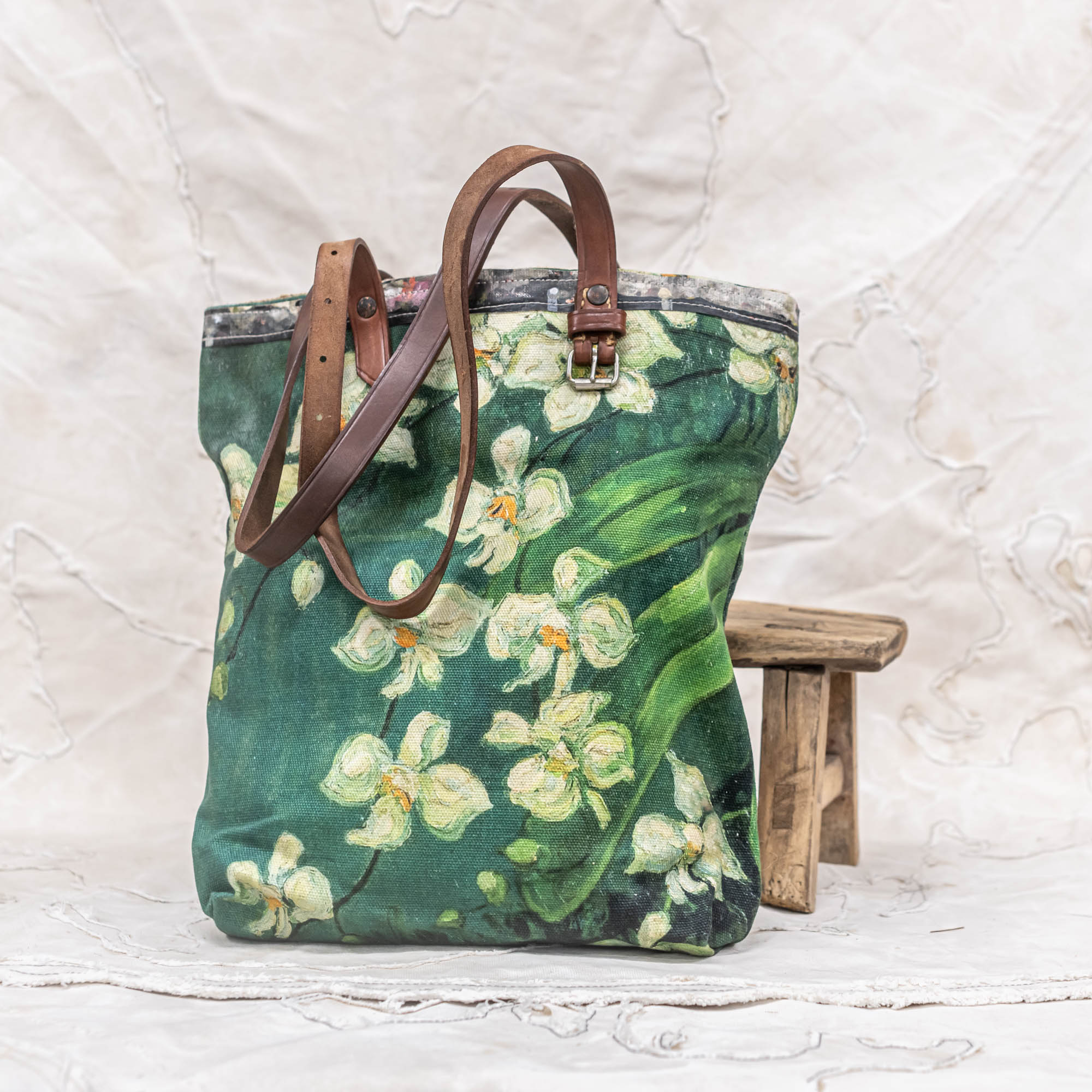 Swarm Tote Bag - Orchid