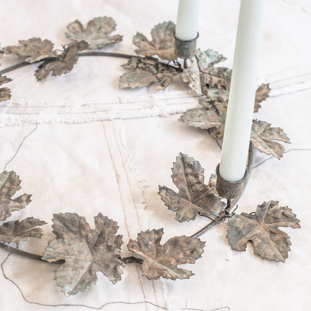 Table Wreath with Four Taper Holder
