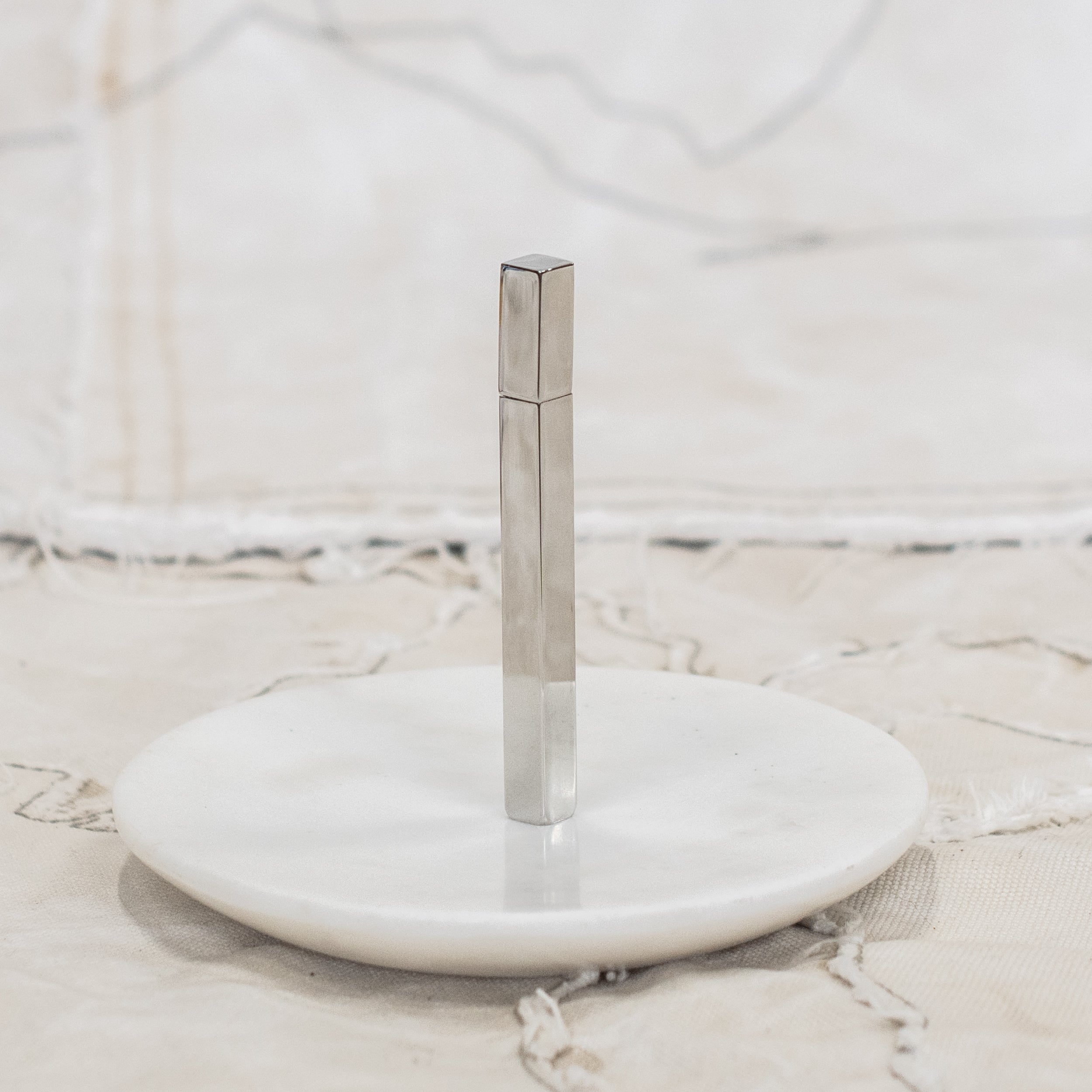 Tsubota Pearl Bolbo and Queue Lighters - Japan
