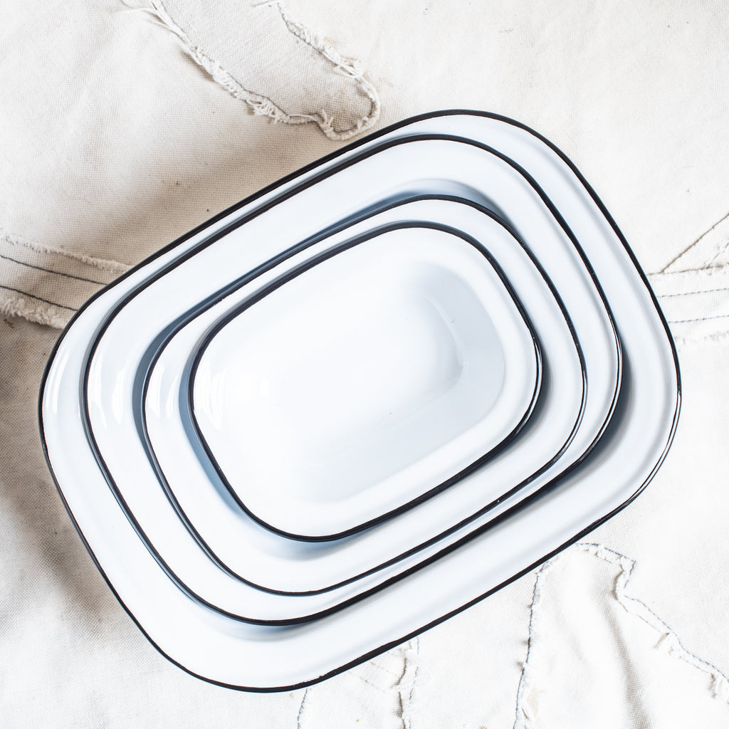 + Enamel Pie Dishes - The Lost + Found Department