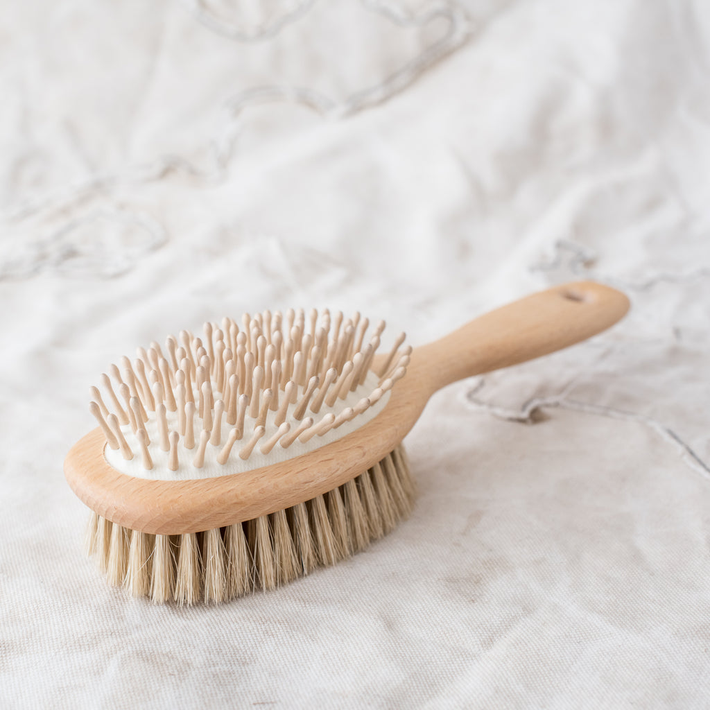 + Brush and Comb for Pets - The Lost + Found Department